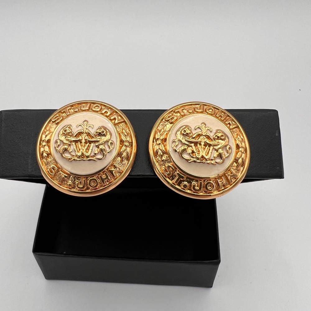 ST. JOHN Vintage Gold and Cream Medallion Lion Crest Clip on Earrings